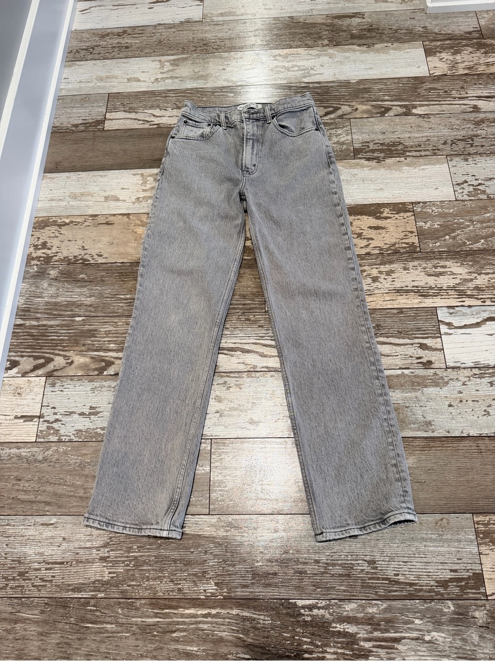 Abercrombie & Fitch Women's 90’s Ultra High Rise Gray Straight Jeans 25/0 Short